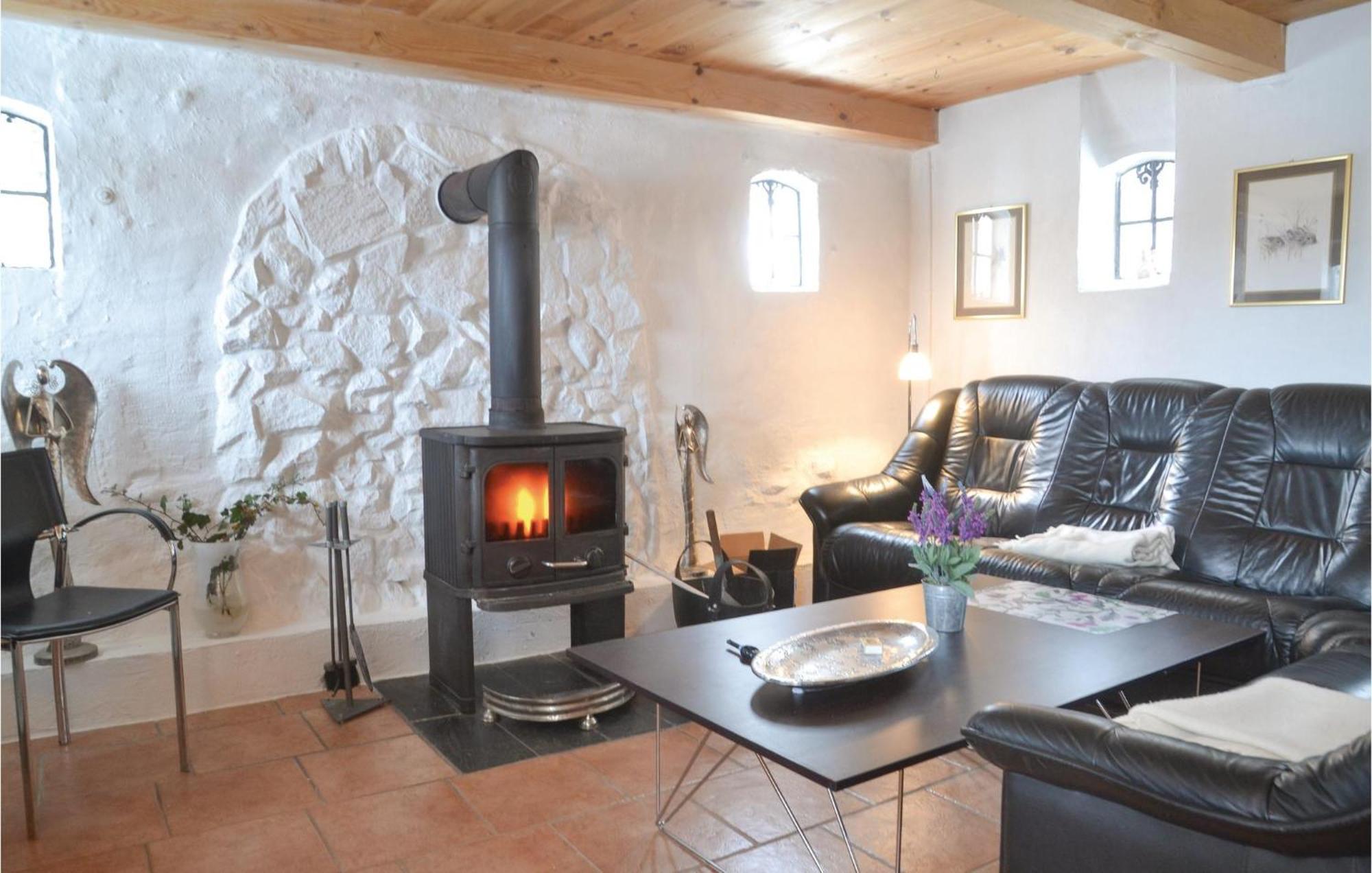Lovely Home In Give With House A Panoramic View Bagian luar foto